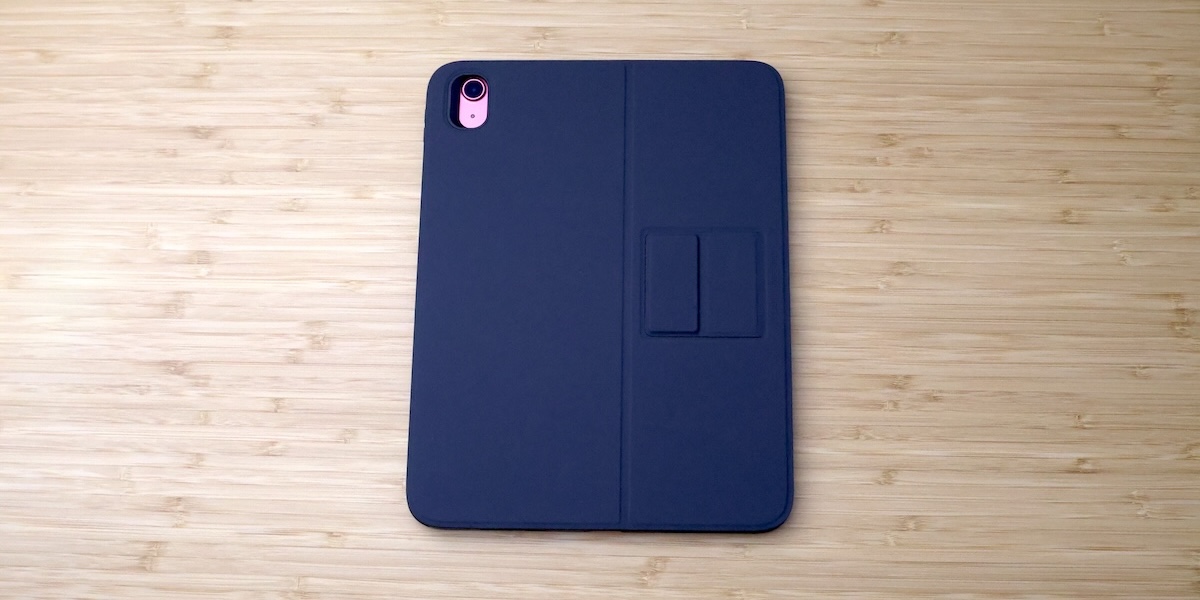 ESR KEABOARD CASE　カバーだけの裏面