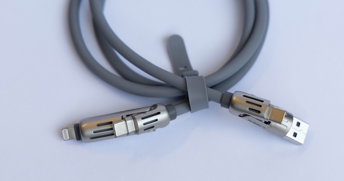 LISEN 4in1マルチ充電ケーブルの拡大