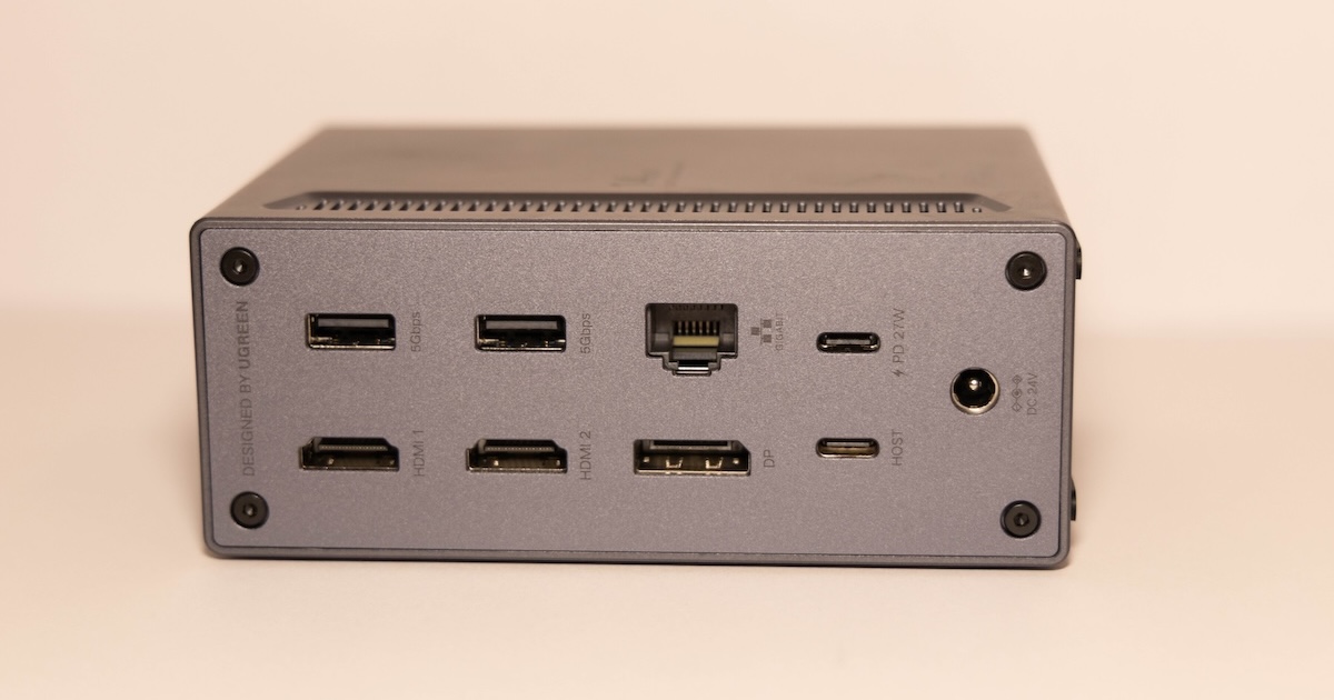 UGREENドッキングステーション.裏面