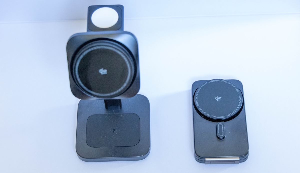 ESR充電器2代並べた