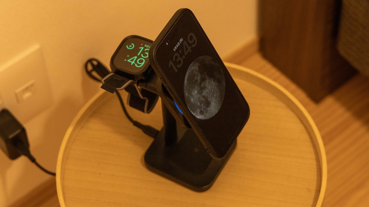 ESR充電器ベッドサイド